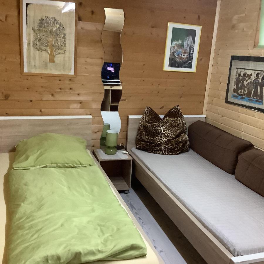 Gemuetliches Zimmer Im Seterant/Untergeschoss Essen Exteriér fotografie
